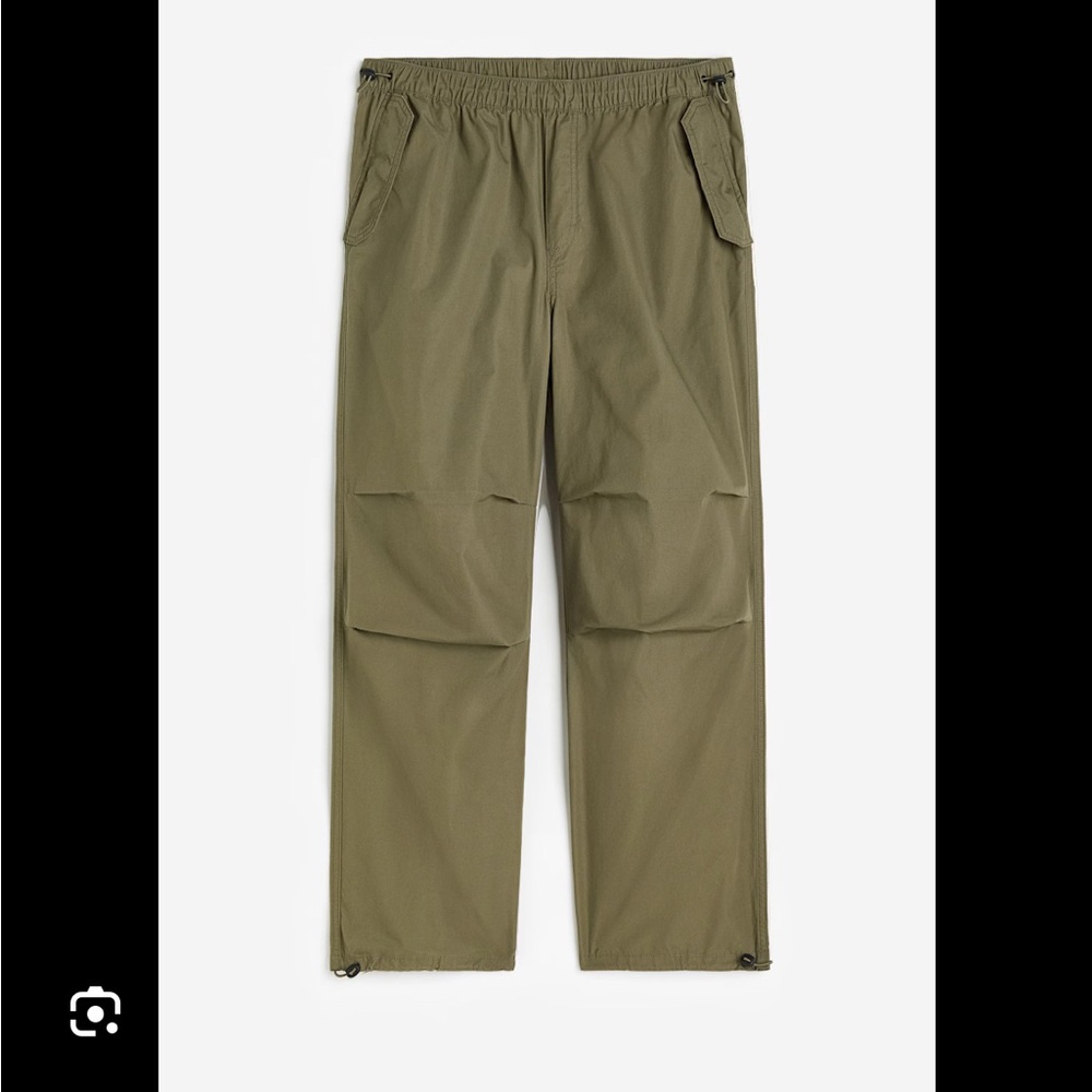 H&M khaki green parachute pants XXS